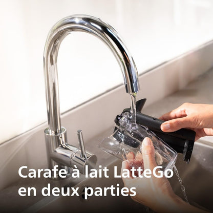 Série 5500 EP5546/70 – 20 Boissons Chaudes et Glacées,Carafe LatteGo facile à nettoyer,SilentBrew,QuickStart,Machine à café à grain Noir/Argent